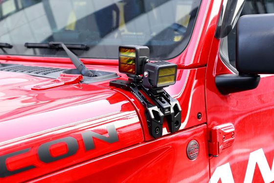 หมุนติดตั้งแสงจุดหน้ากระจกรถยนต์ที่ทนสนิมสําหรับ Jeep JL อลูมิเนียม