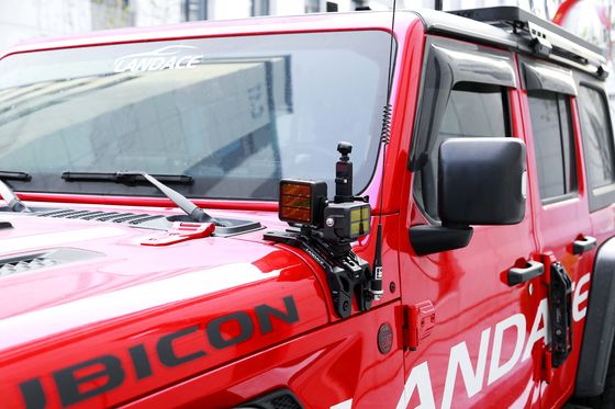 OEM ยอมรับเสาขับเคลื่อนแสงการติดตั้งรองรับสําหรับ Jeep JL พื้นที่ anodizing แข็งแรง