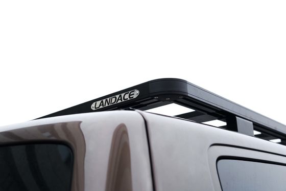 หลังคาติดตั้ง มูลนิเวอร์ซัล มัลติแวน 4X4 Slim Flat Low Profile พลาตฟอร์มเหล็กอัลลูมิเนียม