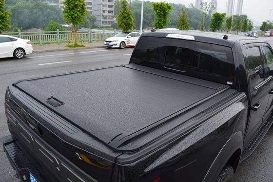 การติดตั้งแบบไม่ยุ่งยาก ป้องกันน้ํา Tonneau ปิดบัง สําหรับ Nissan Navara NP300 Pickup