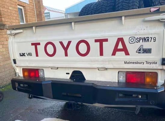 TOYOTA TRUCK LC79 อุปกรณ์เสริมบัมเปอร์หลัง สีดํา