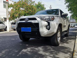 ครุภัณฑ์กันชนหน้าป้องกันสําหรับ Toyota 4นักวิ่ง พร้อมพกพานยางและตัวถือเจอร์ริคาน