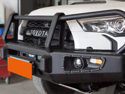 ครุภัณฑ์กันชนหน้าป้องกันสําหรับ Toyota 4นักวิ่ง พร้อมพกพานยางและตัวถือเจอร์ริคาน