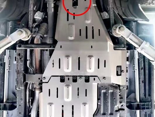 Jeep Wrangler JL JK 4x4 อลูมิเนียมสกัด ภายใต้เครื่องยนต์ ป้องกัน Skid Plates สีดํา