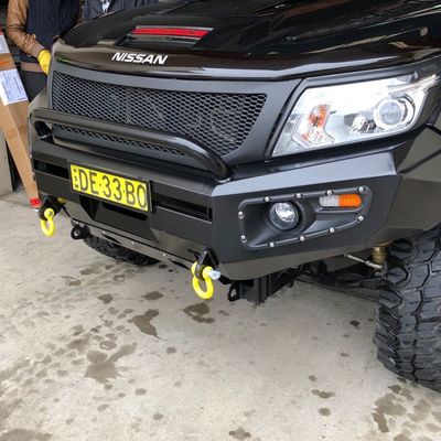2009 ปี 4X4 อุปกรณ์เสริม แบมเปอร์เพลต วินช์ บูล บาร์ หน้ารถ แบมเปอร์เพลตสําหรับ นิสสัน นาวารา
