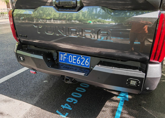 OE NO. กันชน สําหรับ Toyota Tundra 210 * 66 * 75CM รุ่นระเบิด แบมเปอร์เพลต Winch บูลบาร์ แบมเปอร์ด้านหน้า