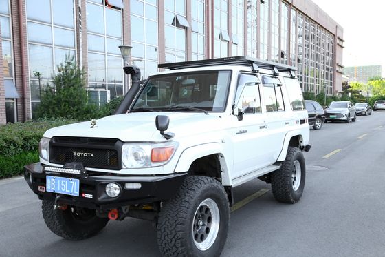 Toyota Lc 76 4x4 อุปกรณ์เสริมรถยนต์ ราคหลังคาเรียบ พร้อมเคลือบพลังงานและอะลูมิเนียม