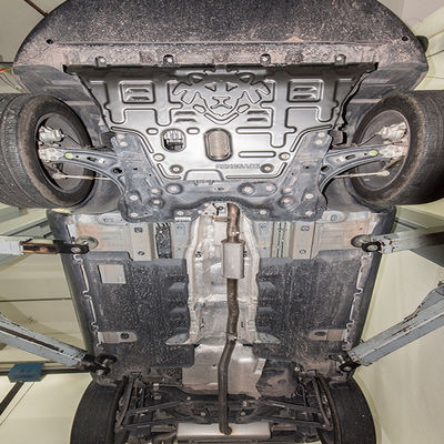 ป้องกันเครื่องยนต์สแตมป์อินทิกรีท แบรนชั่น ป้องกันภายใต้ร่างกายสําหรับ Jeep Renegade