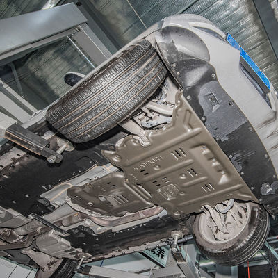 Alfa Romeo Stelvio ป้องกันรถยนต์ภายใต้แผ่นสกิดกับกระบวนการ stamping ที่บูรณาการ