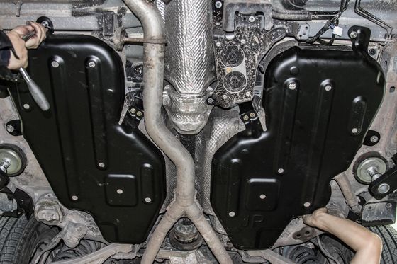 แผ่นสกิดที่กําหนดเองสําหรับเครื่องยนต์ Jeep Grand Cherokee