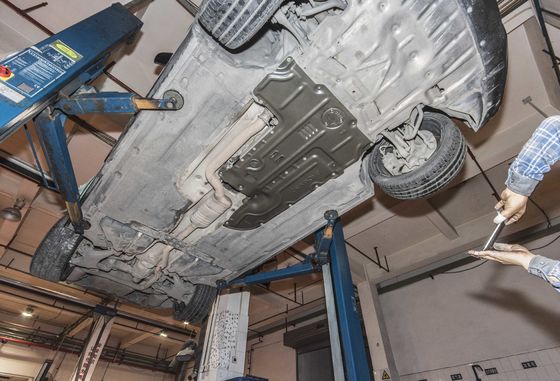 ภายใต้การคุ้มครองรถยนต์สําหรับ BMW รุ่น 7