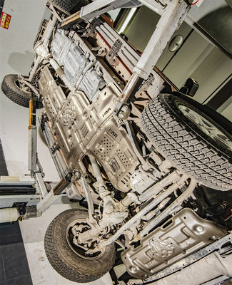Jeep Wrangler Underbody Shield 3D Skid Plate สําหรับการป้องกันชาสีและการส่ง