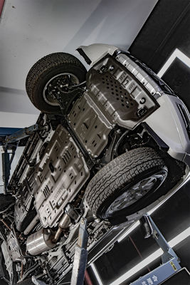 กล่องถ่าย Magnalium ป้องกันถังน้ํามันสําหรับรถยนต์ Mitsubishi Pajero V93 V97