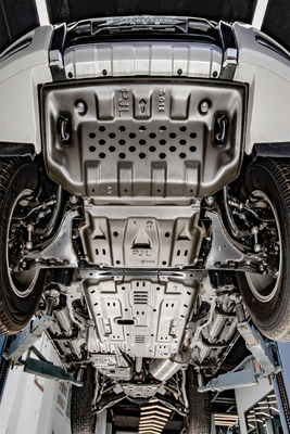 กล่องถ่าย Magnalium ป้องกันถังน้ํามันสําหรับรถยนต์ Mitsubishi Pajero V93 V97