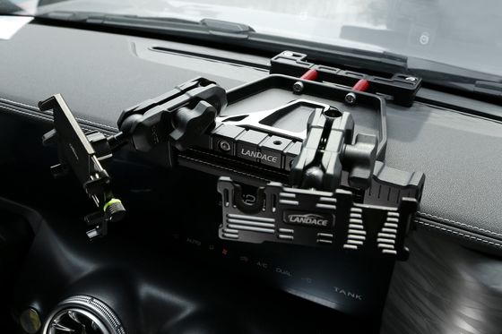 อัลลูมิเนียมสลัด Multi-function Center Console Bแร็คet สําหรับ Jeep Wrangler ปี 2013-2017