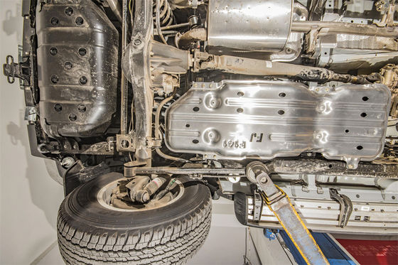 ชาซีรถยนต์ 4x4 ข้างนอก การเข้าถึง ดริสอลูมิเนียมสแตนเลส FJ Cruiser Chassis Skid Plate Engine Guard
