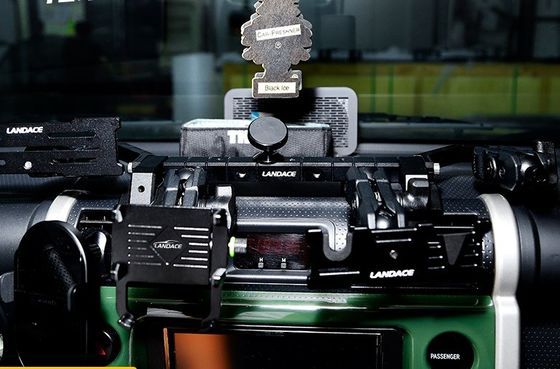 ช่องคอนโซลกลางหลายฟังก์ชันที่สะดวกสําหรับ Toyota FJ Land Cruiser SUV Model