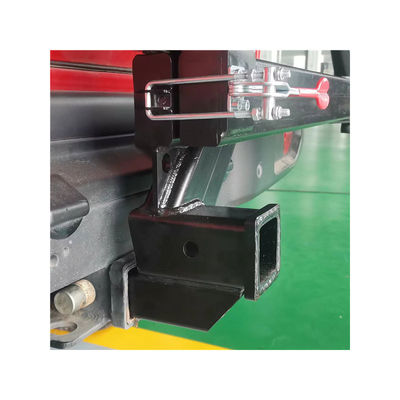 เครื่องขนล้ออะไหล่สีดําสําหรับรถนอกถนน ออกแบบและผลิตโดย Custom Metal Fabrication