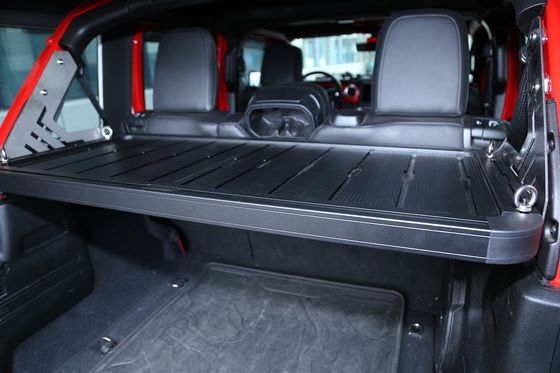 พื้นผิวเคลือบผง แข็งแรงและง่ายในการติดตั้ง แร็ค สําหรับ Jeep Wrangler พื้นที่สินค้าด้านหลัง