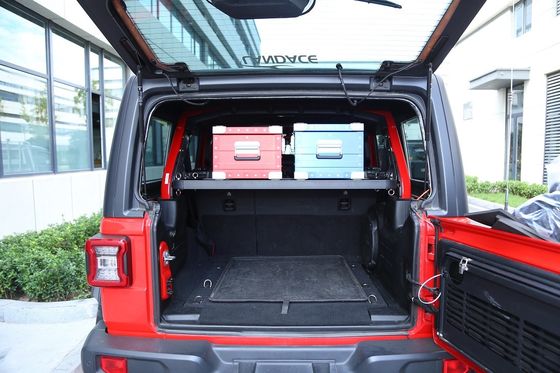 พื้นผิวเคลือบผง แข็งแรงและง่ายในการติดตั้ง แร็ค สําหรับ Jeep Wrangler พื้นที่สินค้าด้านหลัง