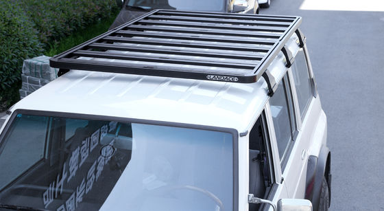 รากหลังคานอกถนนสําหรับ NISSAN Y60 รากกระเป๋าสตางค์เคลือบผงดํา