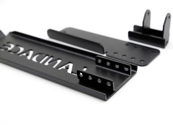 พาวเดอร์โค้ต ป้องกันการเตะสําหรับ Jeep Wrangler สูง-ซ้ายขา Rest pedal ที่กําหนดเอง
