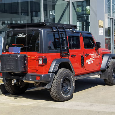 ความจุหนักสูง Jeep Wrangler หลังคา แร็ค กระเป๋าสตางค์ที่มีบันไดบูรณาการ ความจุ 400kg